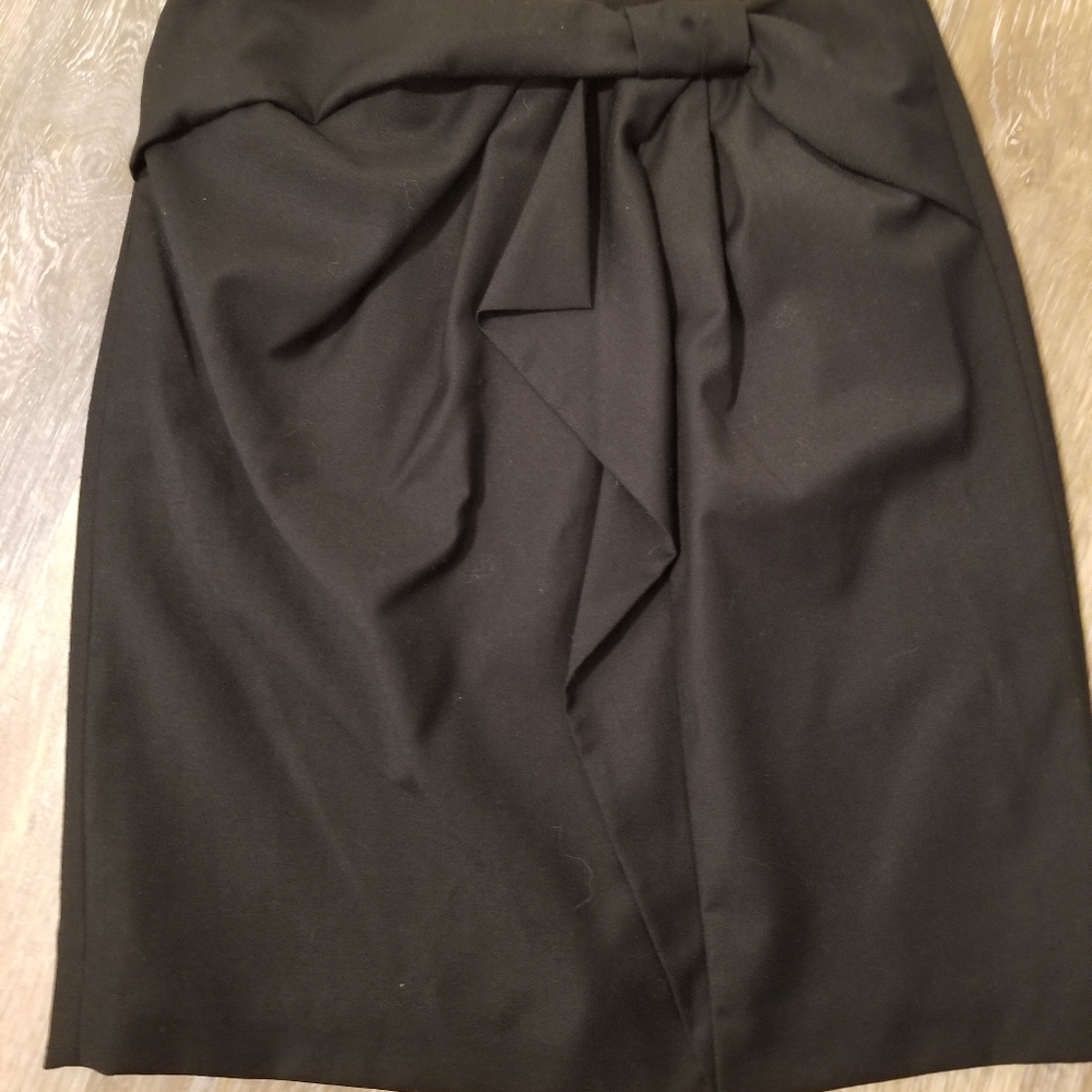Perfect little black skirt!!  Banana Republic stretch size 6